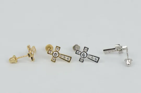 14K Solid Gold Cross Earrings CZ Stones Screw Back 11x7mm for Womens / Aretes de Cruz en Oro Solido Real para Mujer  / CZ Gold Cross Stud Earrings